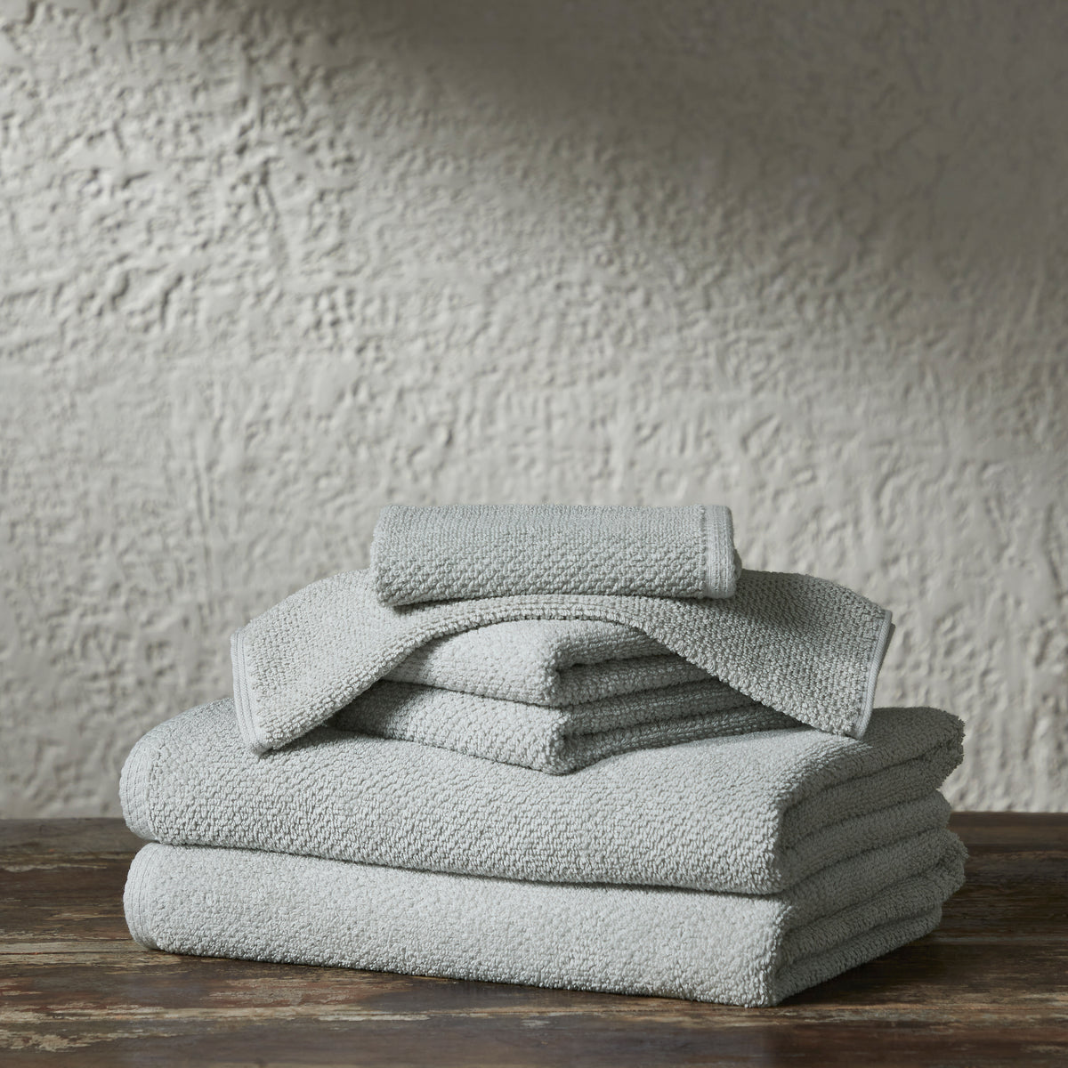 6 Piece White Popcorn cotton Bath Towel Set (2 Bath Towels, 2 Hand